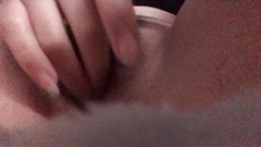 Thebeautybadby: 阴毛浓密的拉丁女郎自慰