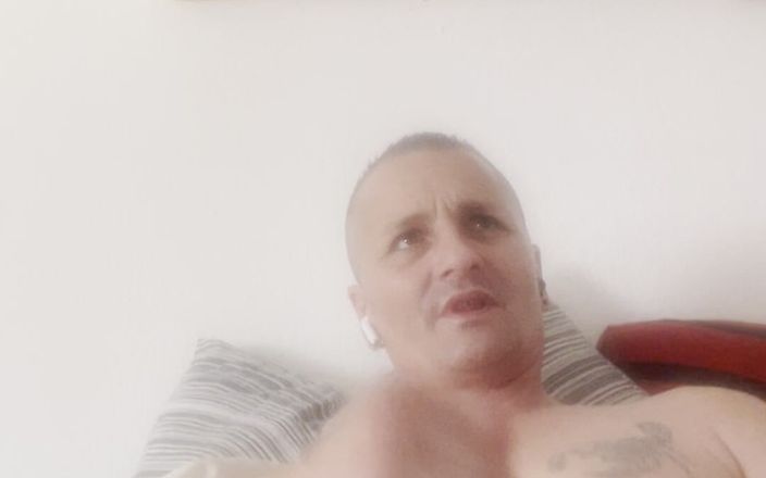Alexjg80: Runka iväg