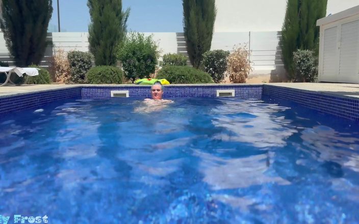 Billy Frost: Outdoor-Blowjob in unserer Villa