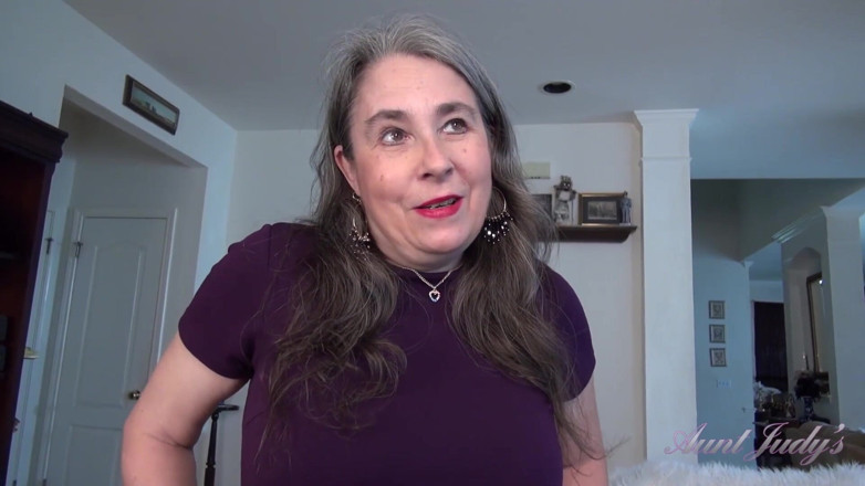 Aunt Judy's: Auntjudys - Your Mature Hairy Stepauntie Grace Wants to Masturbate With...
