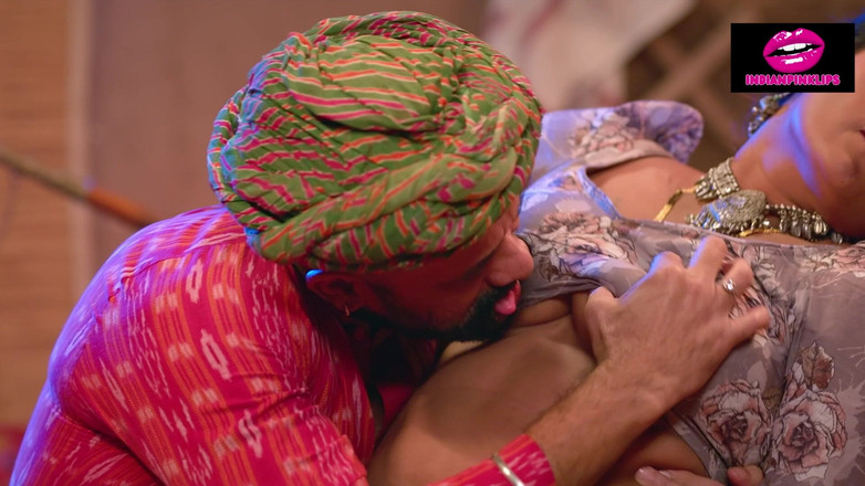 Indianpinklips: Индийская сексуальная бхабхи изменила своему мужу и была жестко трахнута ее бойфренд