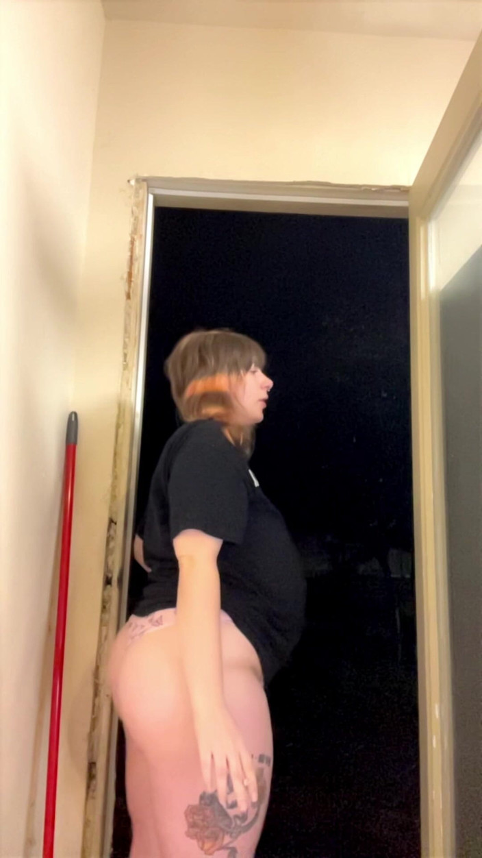 Mushroombitchx: Bintang lucah Merokok Rokok