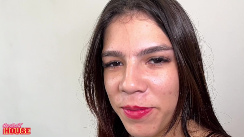 CuckoldHouse: Bu Yaramaz Kız, Aldatılan Erkek Arkadaşını Yanına Almadan, Aldatılanlar Evi'nde...