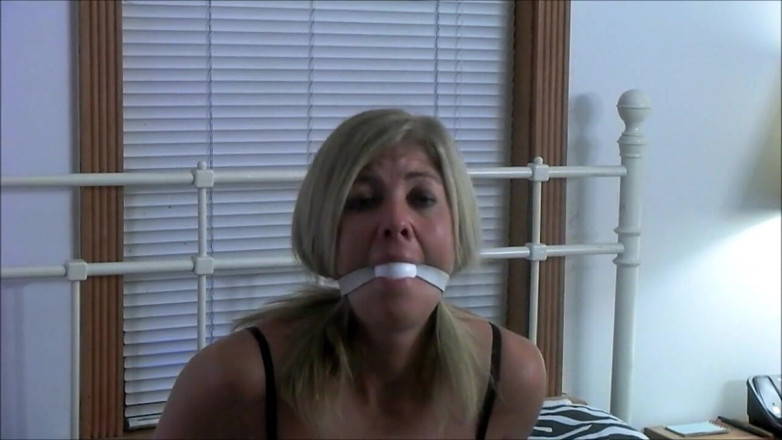 Selfgags classic: Mia moglie aveva bisogno del gagging!