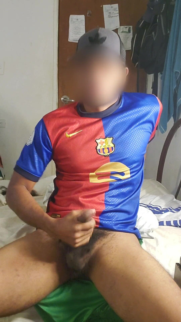 Charlieburrito: Hi, My Name Is Charly, I'm 22cm and I'm Active, I...