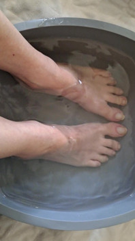 Simp to My Veiny Feet Soaking in a Foot Bath