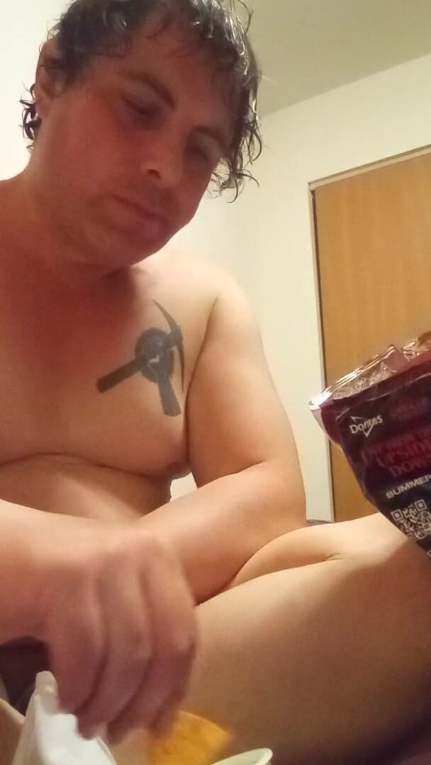 JG Risk: Eating Doritos and Drinking Tea Naked