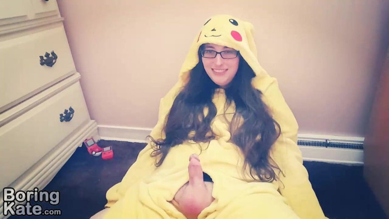 Boring Kate: Fodendo na minha pikachu kigurumi