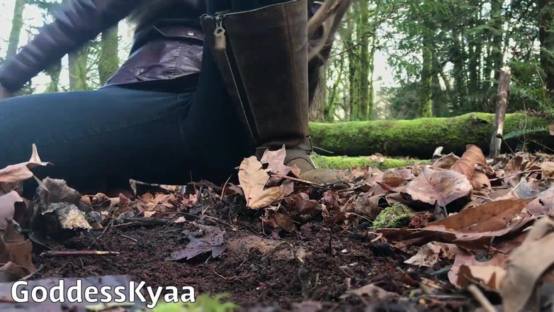 Kyaa Chimera: Enslaved by My Muddy Boots