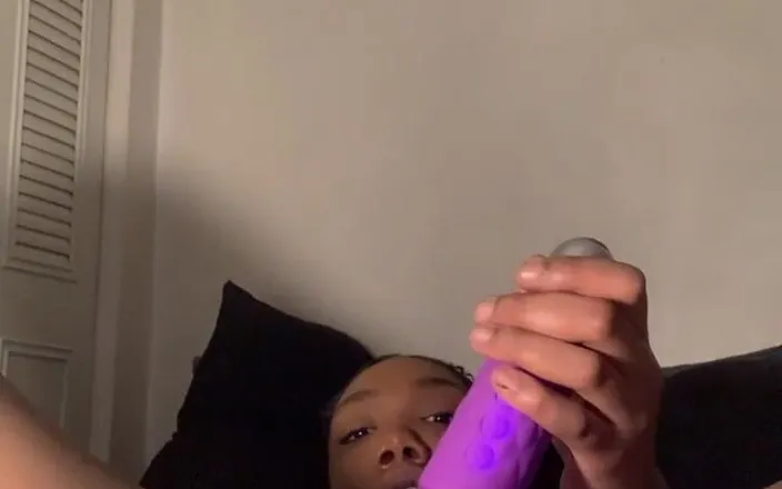 SunnyDelight304: Friday Night &amp; Im Home Squirting It up Before I Step...