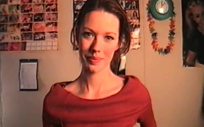 Slutty teens: Jag knullar en väns slampiga styvsyster Alena och filmar henne...