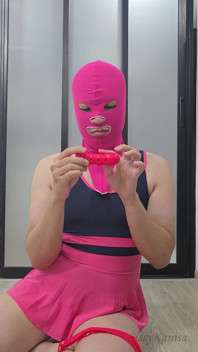 Sissy Kanisa Unbox Her New Toy. Rose Mouth Plug Dildo