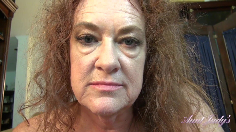 Aunt Judy's: Auntjudys - Vaše nadržená zralá nevlastní teta Paní Ginger tě chytí...