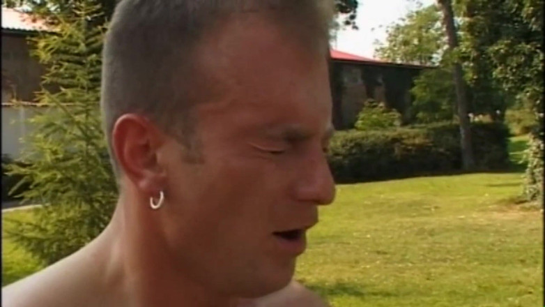 Purzel Official: Opuszczając lekcje tenisa stołowego