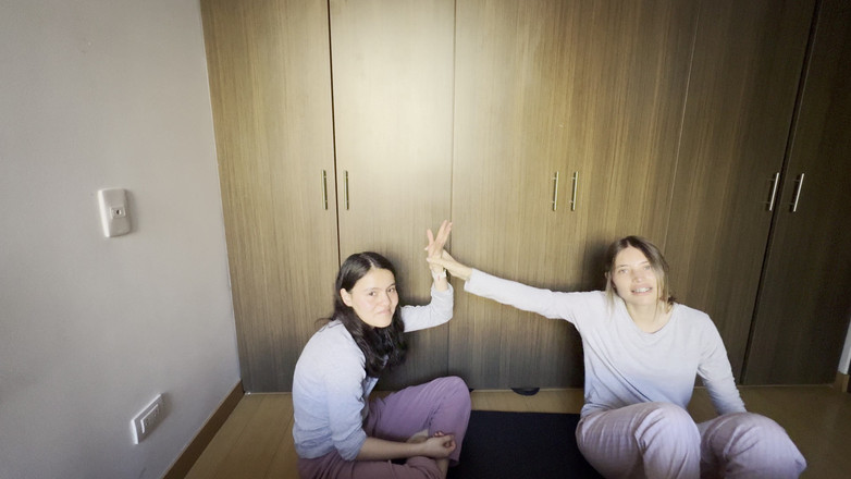 scarlettandc: Female Lesbian Foot Wrestling