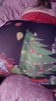 Prova la magia del Natale per far apparire un grande sedere naturale e sii felice!