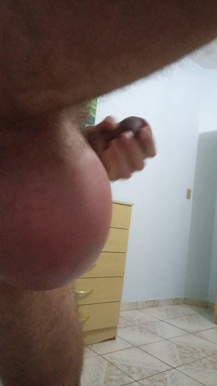 Lion big balls: हैण्डजॉब