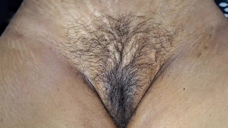 hot suman: Desi Chut și ulei de muștar aplicat pe vibrator cu ulei...
