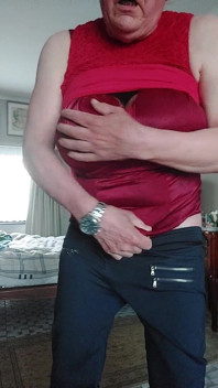 Cumming nel corpo di Ulla Dessous
