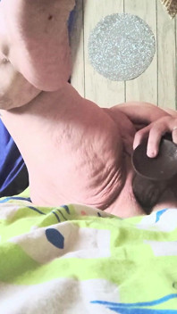 E timpul pentru cumming picurând bumminul ei