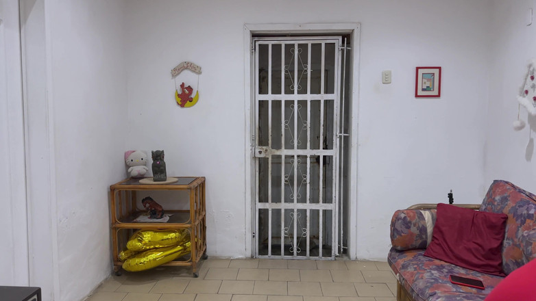 SugarPose: Jak vyvolat ducha - Jasmínova nahá dobrodružství