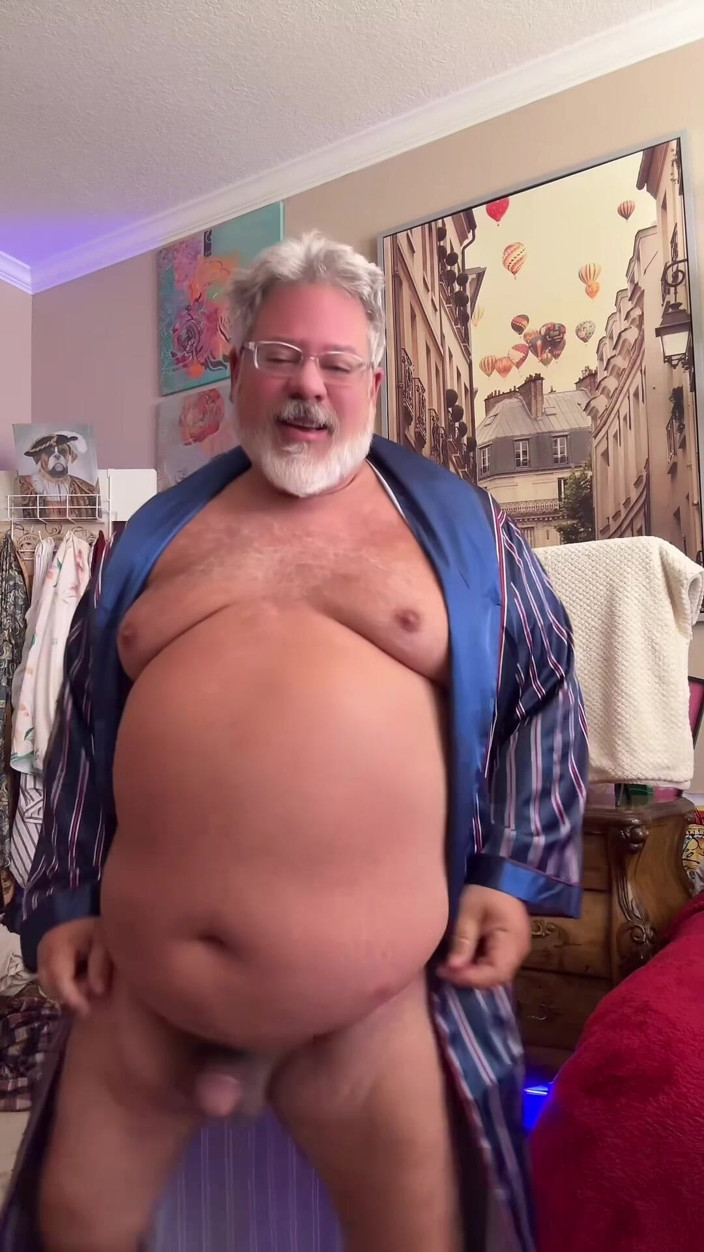 Hand-Free-Daddy-Chub: Erotic Naked Fat Man Belly Bear Dancing
