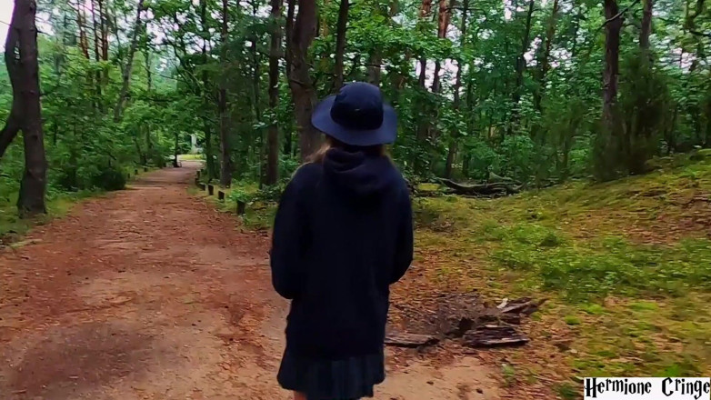 Hermione Cringe: Řidič Uberu viděl příležitost a využil ji - Hermiona Cringe Fake...