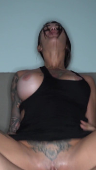 Creampie och fantastiskt sex med en tatuerad argentinare med perfekt kropp