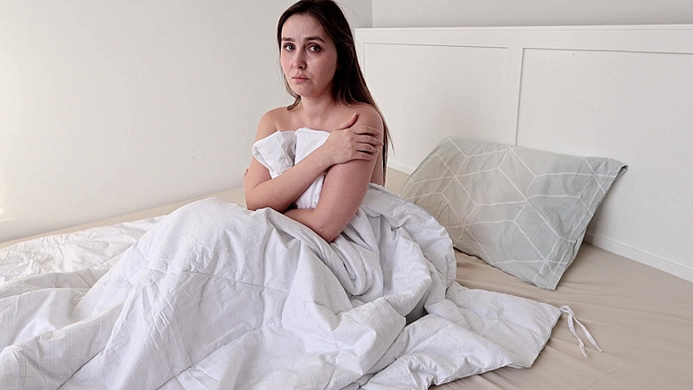 Alina Rai: 음란한 새엄마: 남편에게 무시, 배다른 아들에게 갈망