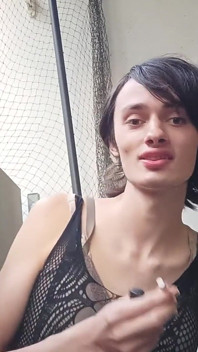 Fată sexy Carolina Alicia 1 Fetiș cu fumat