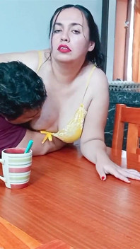 Stepmom Brings Me Tea and Ends up Getting Fucked on the Table - Creampie on Tits