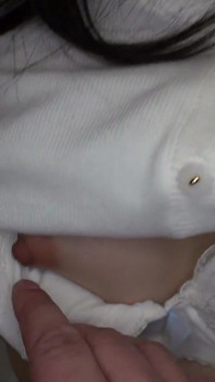 A Beautiful Girl with Straight Black Hair Who Loves Masturbation Begs for Sex