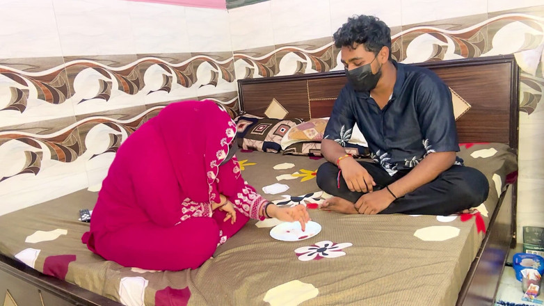 TactfulFiber902: Sorellastra Legata Rakhi Su Raksha Bandhan - Il Fratellastro Ha Fatto...