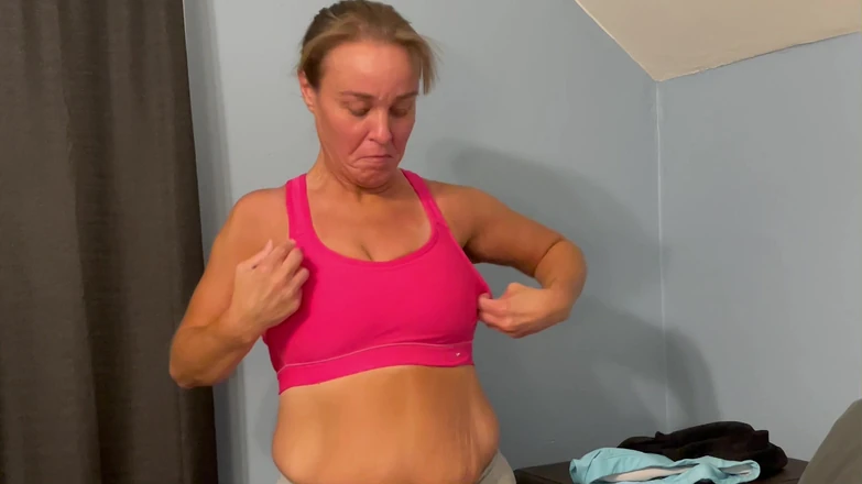 Sweet Marie: Ann Marie trying on 5 different bras