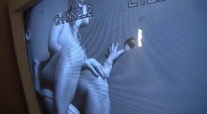 Hefburg: Sunny Lane bersenang-senang di glory hole