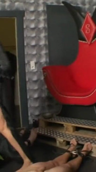 Pequeno pênis, fetiche por pés, dominando