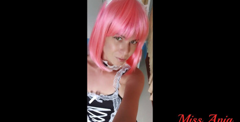 MissAnja_FH: Zlobivá děvka chce vyčistit tvého ptáka Nechali byste ji?