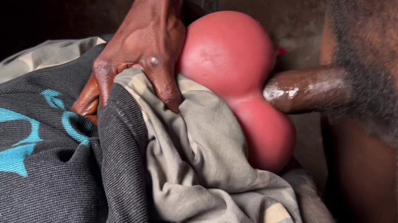 Bangcum8: Pantat sempit untuk kontol besar