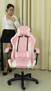 Sexy Asian Teacher Masturbates