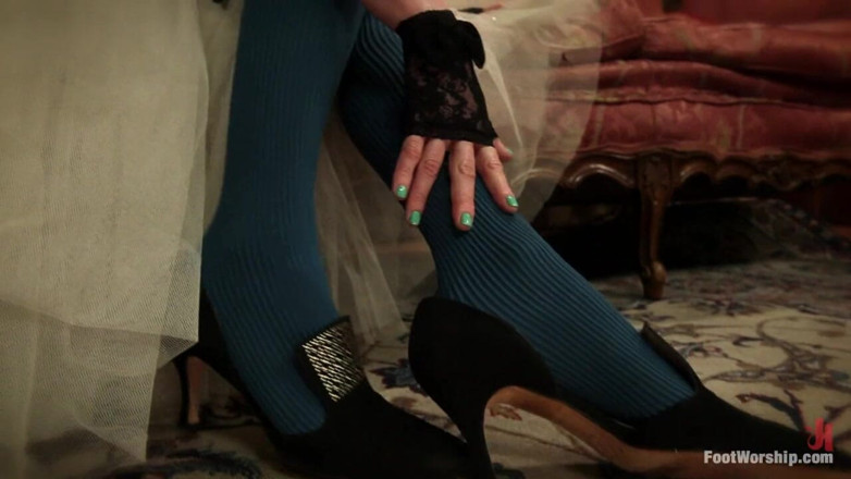 Foot Worship by Kink: 그들이 발을 먹게!