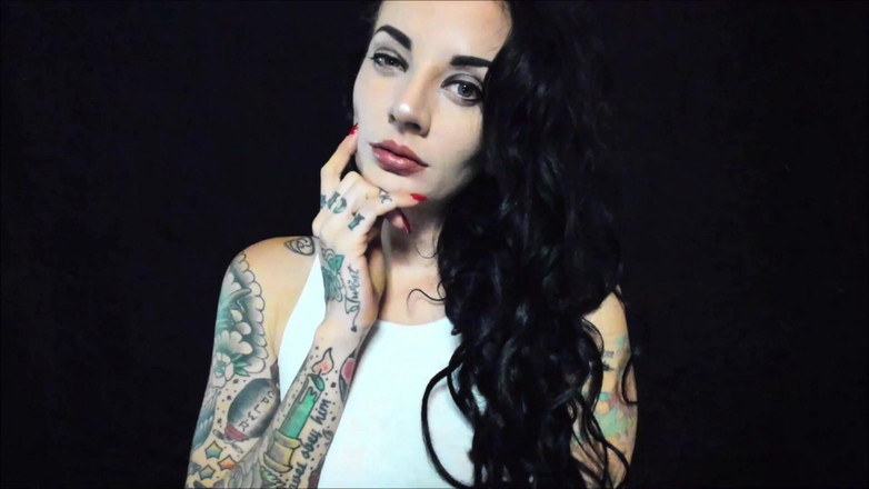 Miss Morticia: Puting keras saya miliki awak