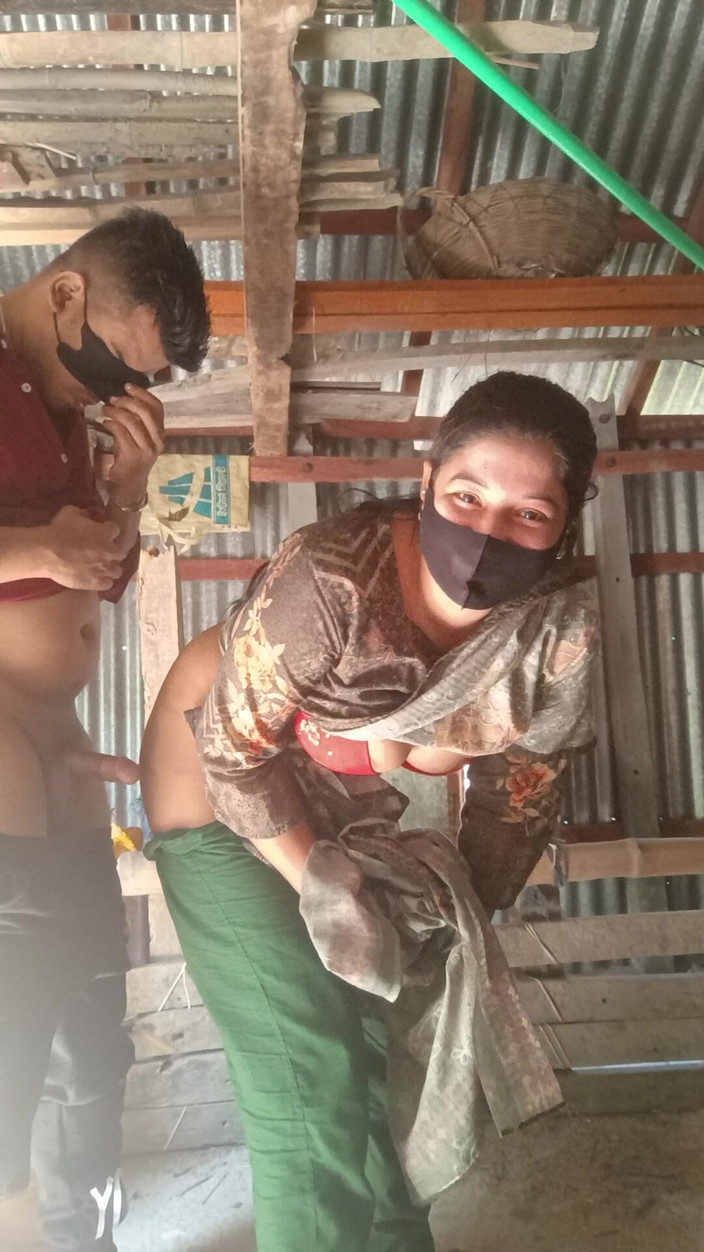 Raselxxx: Bangla xxx video kaydı 1