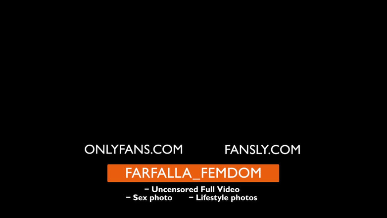 Farfalla wifeshare: सेक्सी चोदने लायक मम्मी कामुक लंड चुसाई देती है