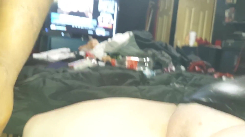 Anal_Angi_Rose: 목구멍과 보지를 주는 통통한 빨간 머리