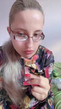 Asmr protein bar şekersiz yiyor