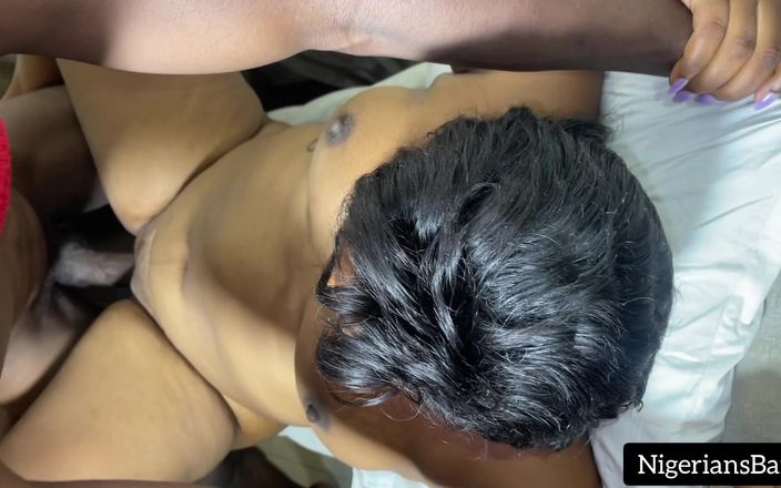 NigeriansBang XXX: Jego wielki czarny kutas pieprzył moją napalonej cipki