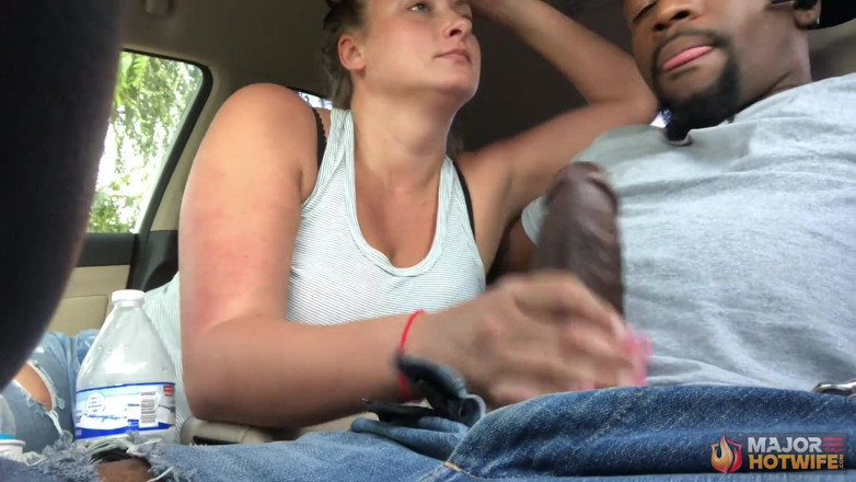 Rome Major Hot Wife: Rzym major hotwife Ręczna robota w samochodzie