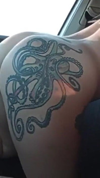 Mă masturbez într-un taxi, așa că nu plătesc - Nutisgolden