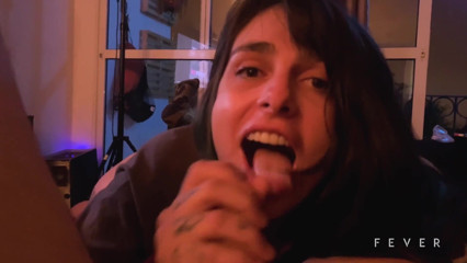 Fever Films: Карантинный трах: Лучший день (2 сцены в 1)