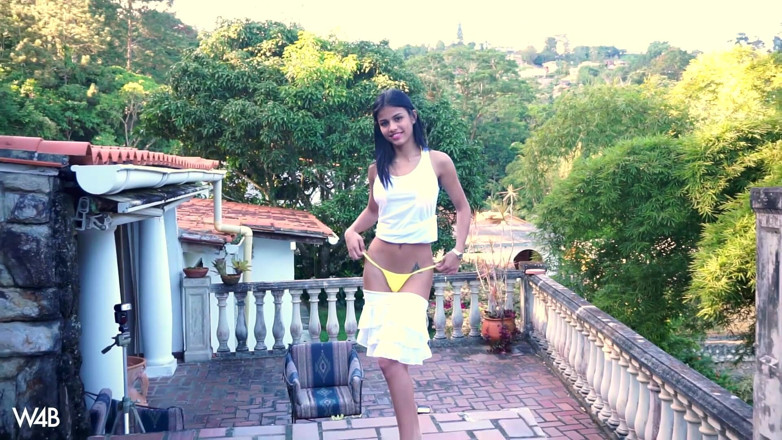 Watch4beauty: Żółte bikini